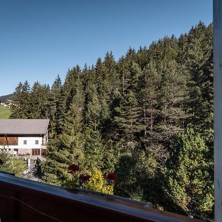Hotel Ranuimuellerhof Funes  Esterno foto