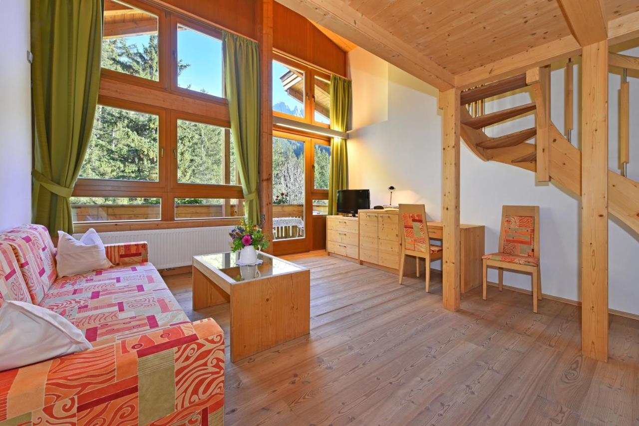 Hotel Ranuimuellerhof Funes  Esterno foto