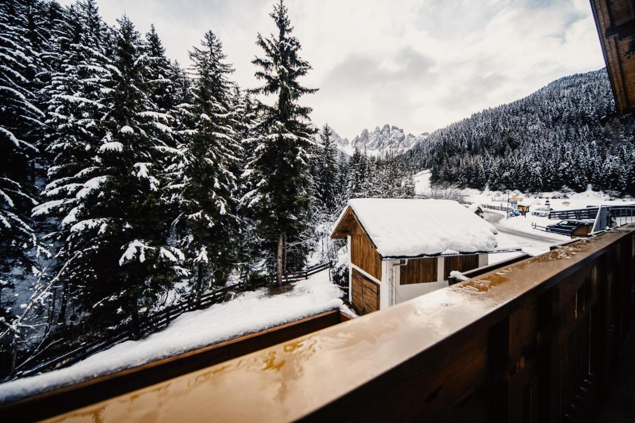 Hotel Ranuimuellerhof Funes  Esterno foto